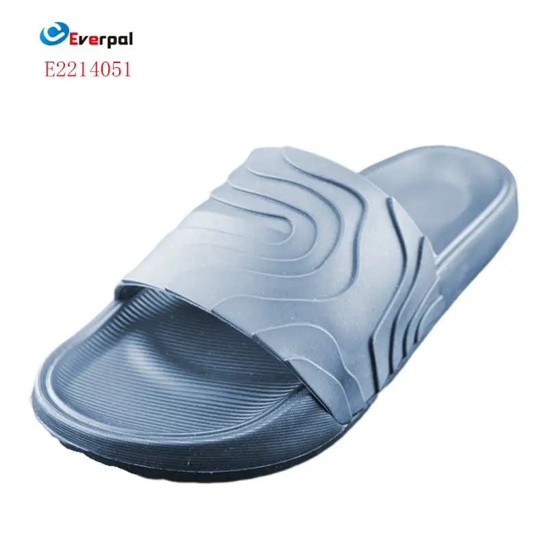 Odolné pánské skluzavky pro outdoorové sporty a cestování